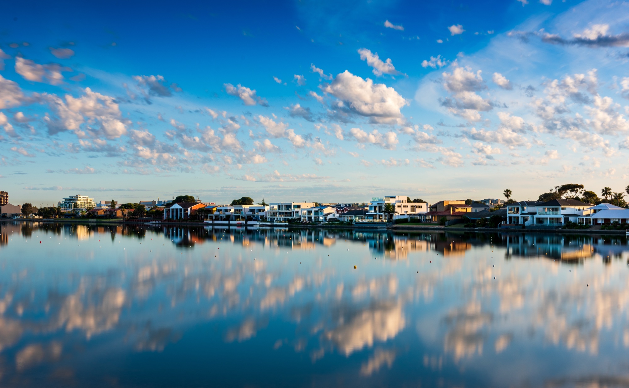Waterside photograph 3 of 7