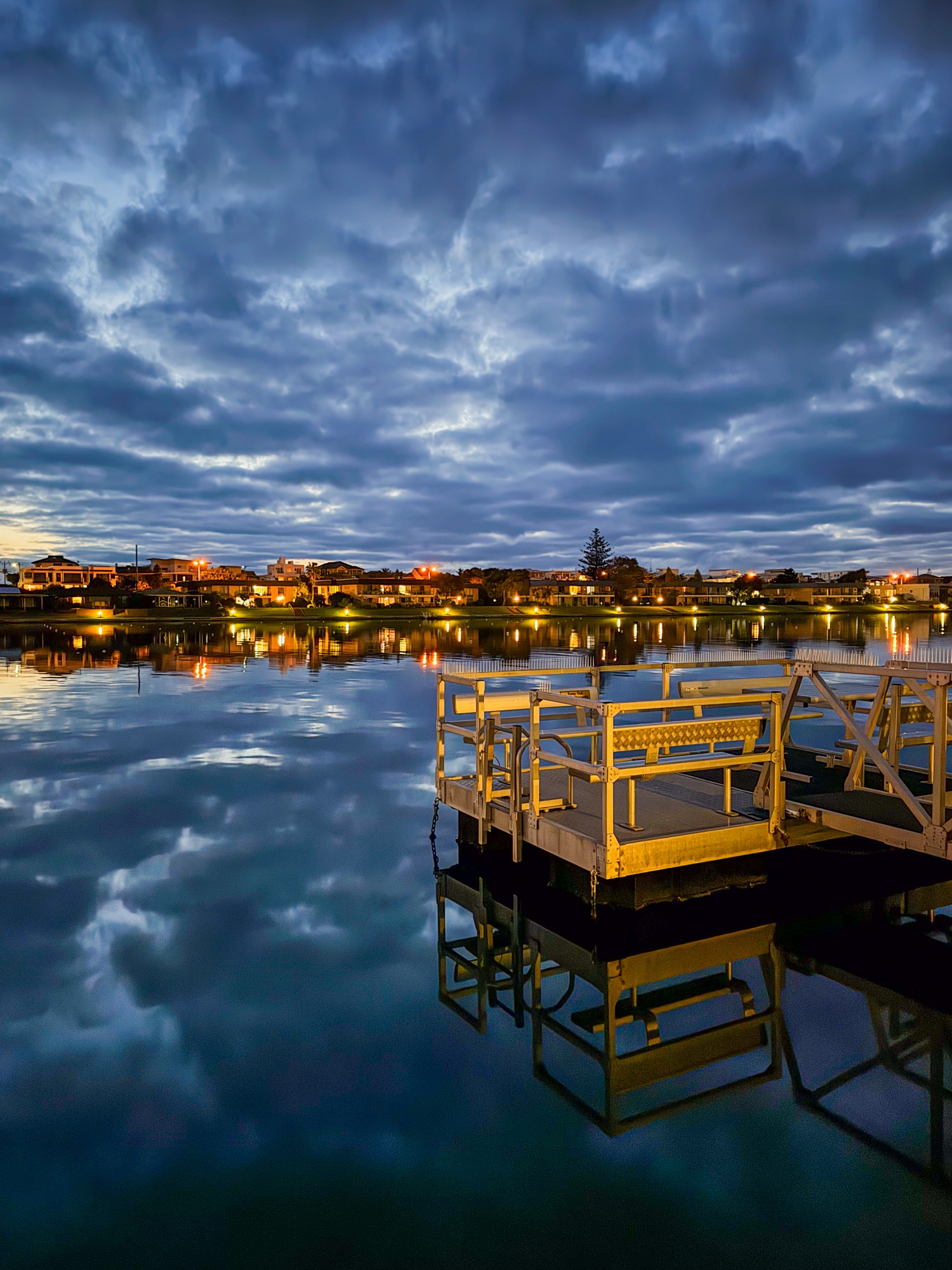 Waterside photograph 4 of 7